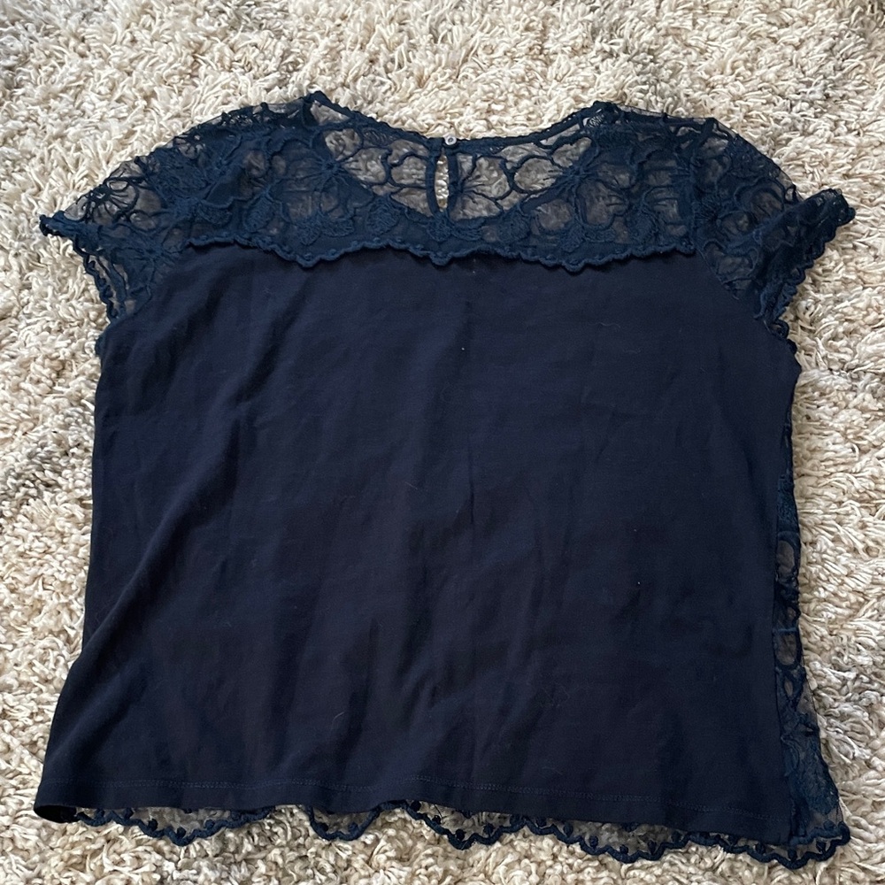 Hollister Dark Blue Floral Lace Top‎ - Picture 5 of 8